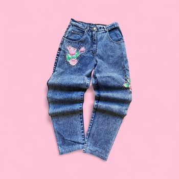 Jean Taille Haute à  Fleur et petit Strass- Taille 40