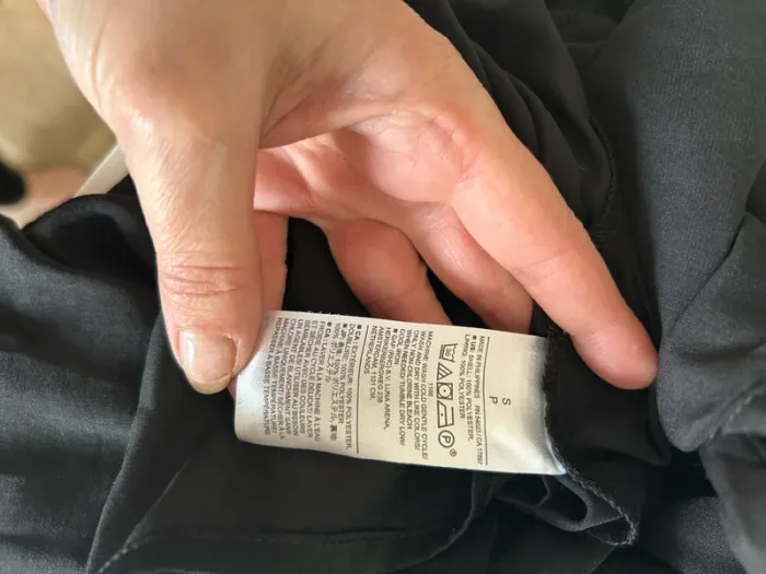Banana républic top haut court épaule dénudée femme, taille S/36 neuf avec étiquette - photo numéro 5