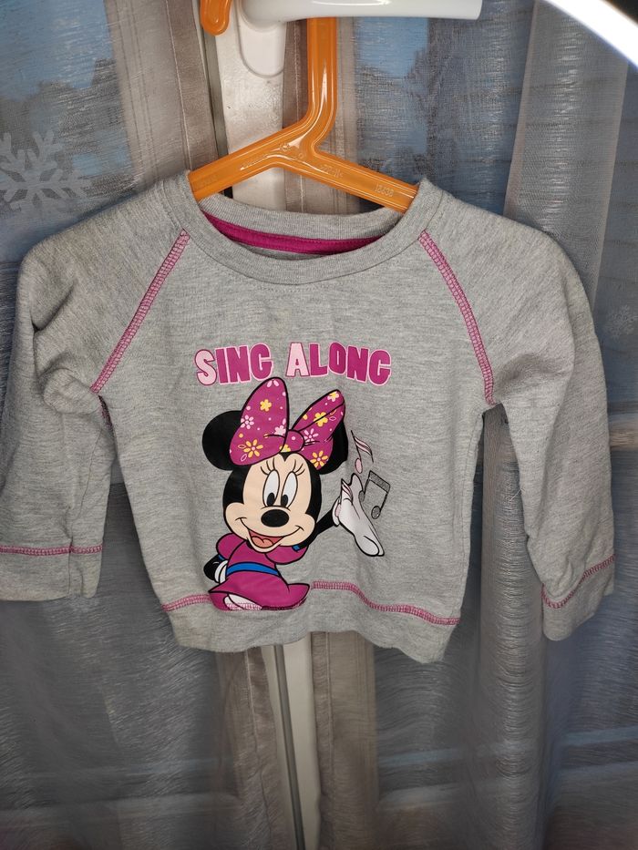 Un lot tee shirt et gilet