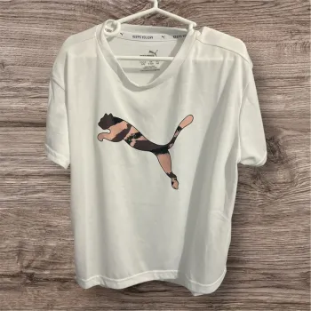 T-shirt Fille Puma taille 9/10ans