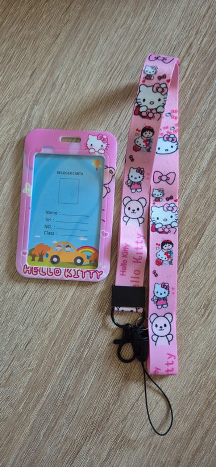 Porte carte d'identité Hello kitty avec lanière fantaisie. - photo numéro 4