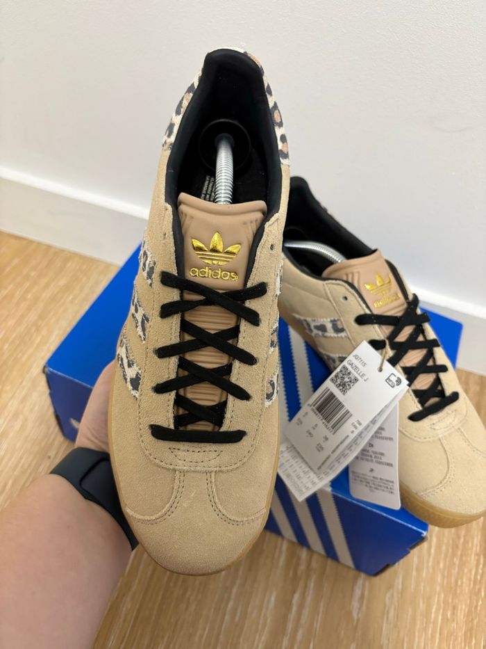 Adidas Originals Gazelle Magic Beige / White - photo numéro 2