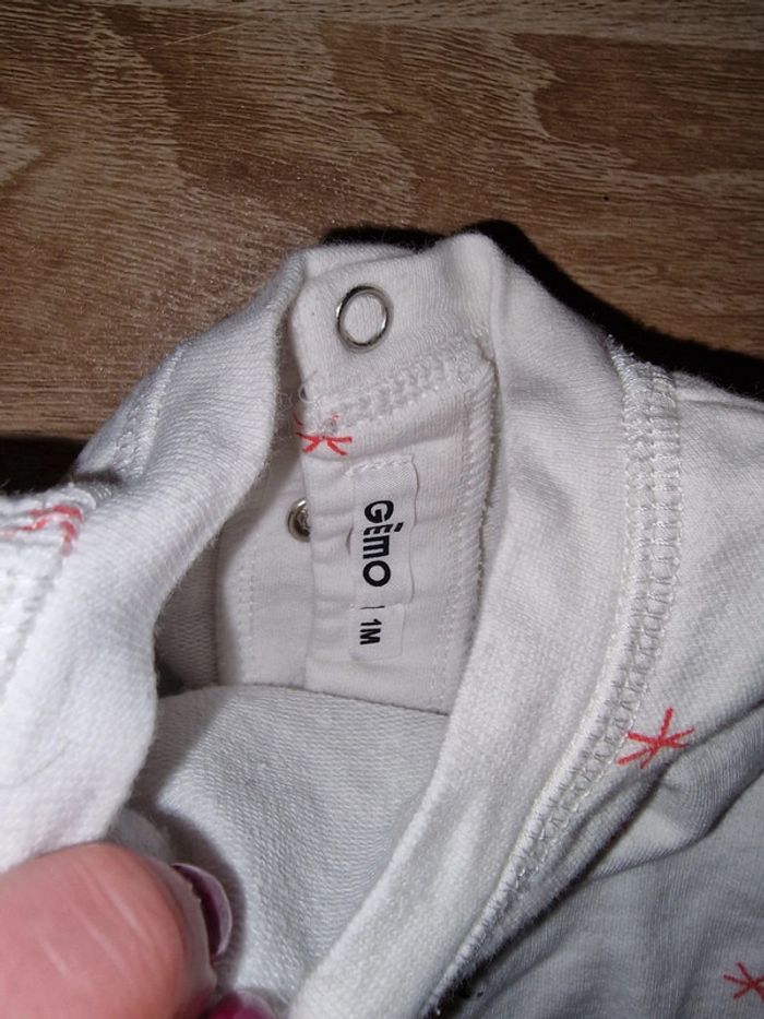 Pyjama 1 mois - photo numéro 2