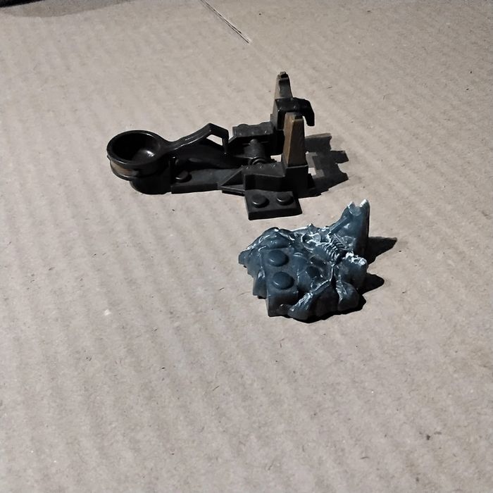 2 pieces Méga Block dragon 9430