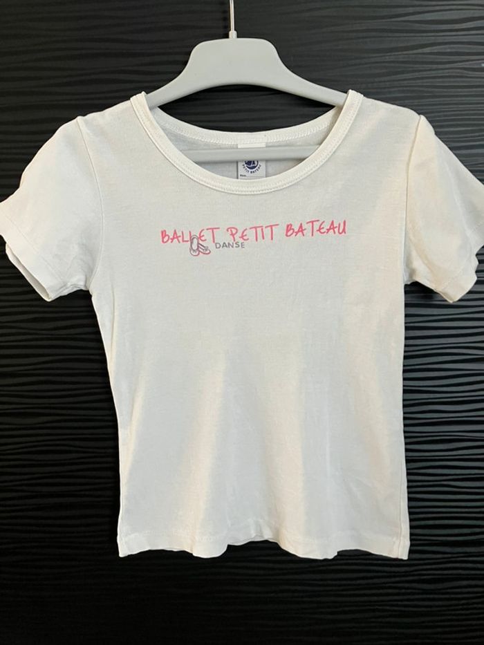 2 Maillots de corps Petit bateau 5 ans - photo numéro 2