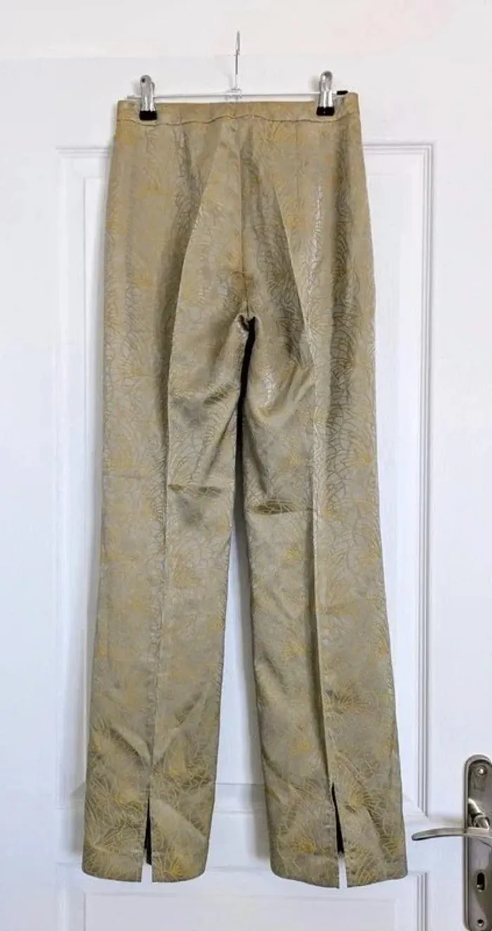 Pantalon vintage satiné gris à motifs dorés - Helena Sorel - taille 34 - photo numéro 2