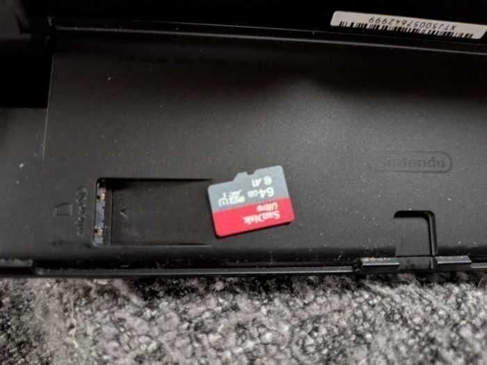 Nintendo Switch Modèle OLED HEG-001 64Go - Blanc + 4 Jeux Et une Housse Zelda - photo numéro 5