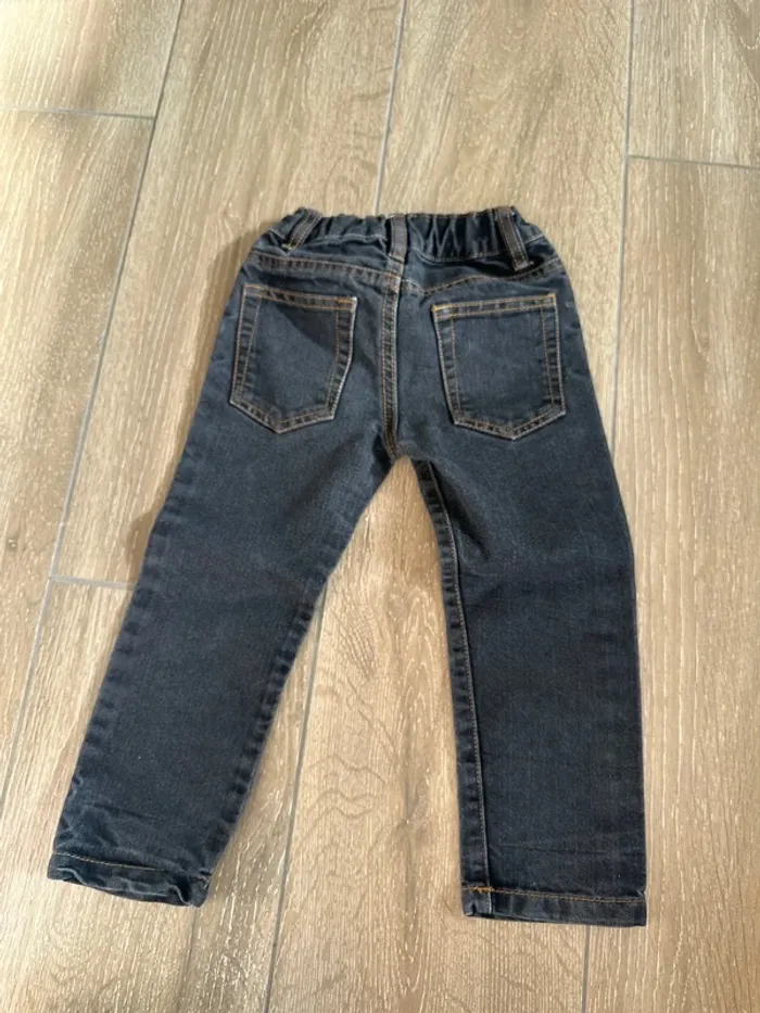 Jean 👖 - photo numéro 2