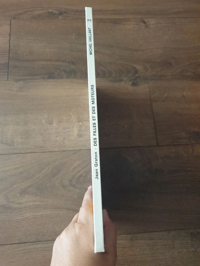 Bande dessinée Michel Vaillant - photo numéro 2