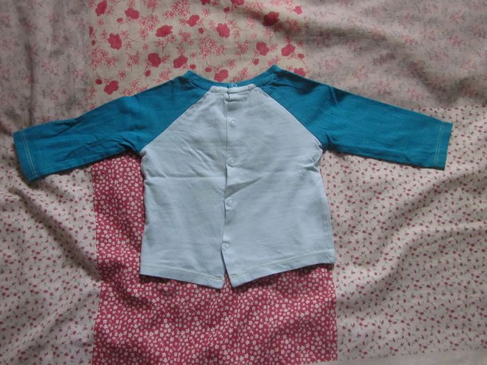 T-Shirt manches longues bleu/vert 6 mois - photo numéro 2