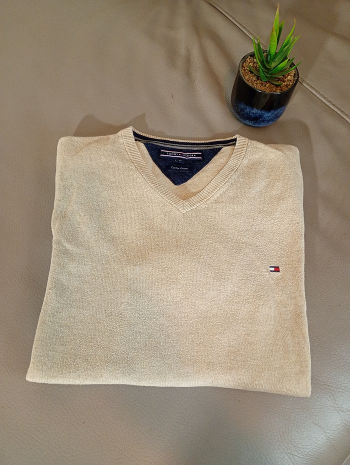 Pull Tommy Hilfiger beige col V – taille M – coton et lin - photo numéro 3
