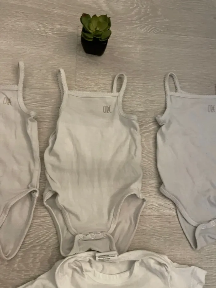 Lot de 4 body manches courtes et bretelles - photo numéro 4