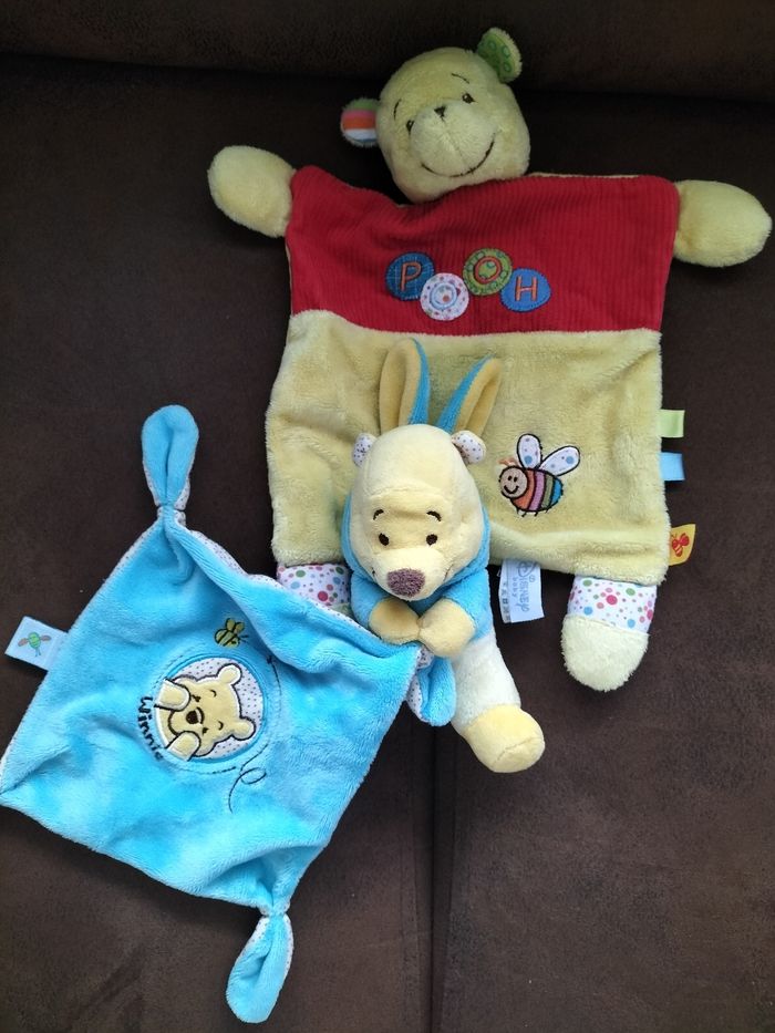 Lot de 2 doudous Winnie l'ourson - photo numéro 2