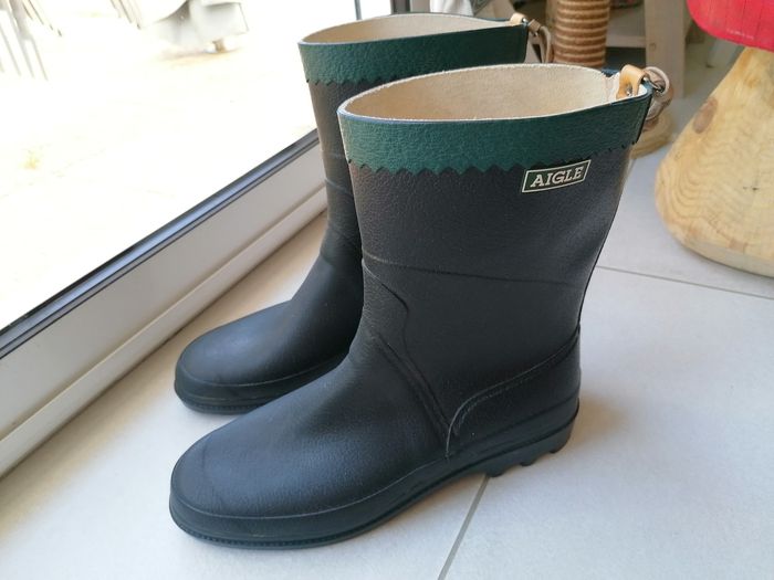 Très jolies 💚 bottes 'Aigle' - photo numéro 2