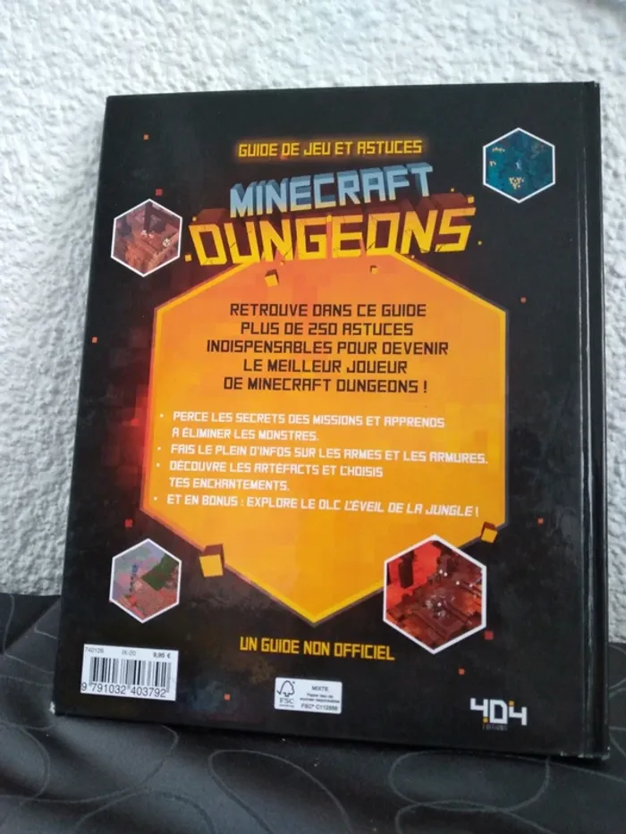 Livre Minecraft dungeons - photo numéro 2