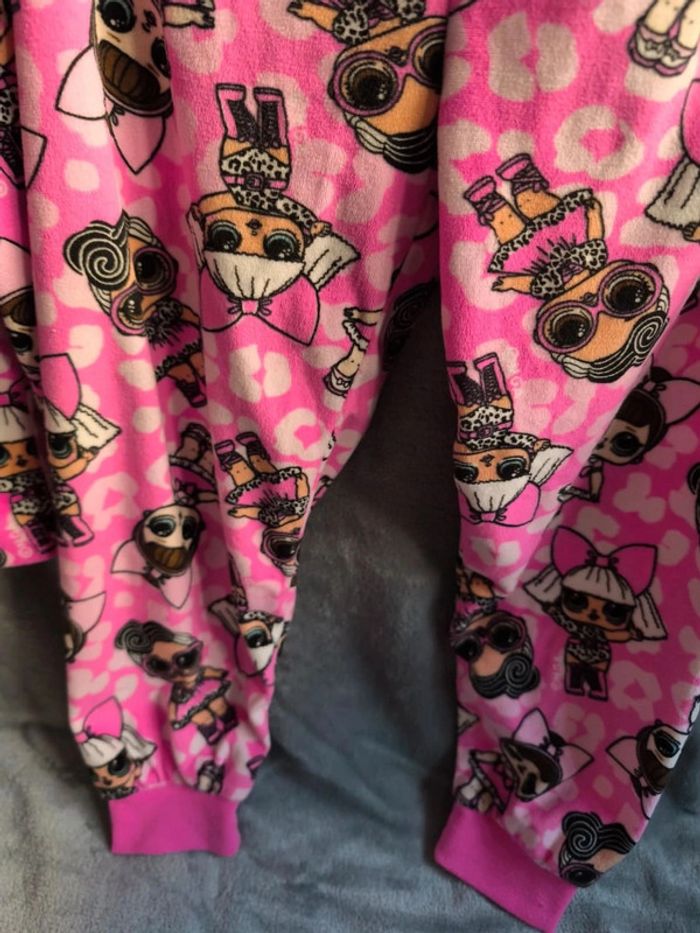 Pyjama deux pièces 4-5ans L.O.L neuf - photo numéro 9