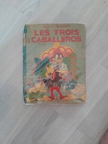 Magnifique livre 1948 Disney,ancien