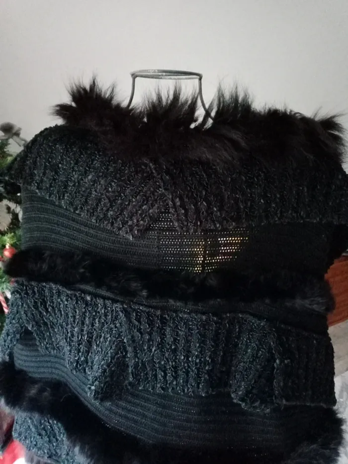 Gilet sans manches style cape - photo numéro 9