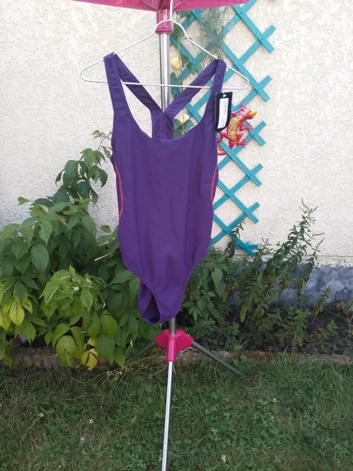 Maillot de bain Athlitech taille 48 violet neuf - photo numéro 5