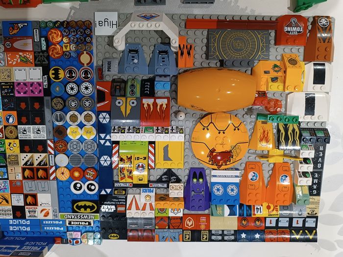 🎉🎉🎉 Énorme lot de pièces serigraphiées ou autocollant Lego - photo numéro 2