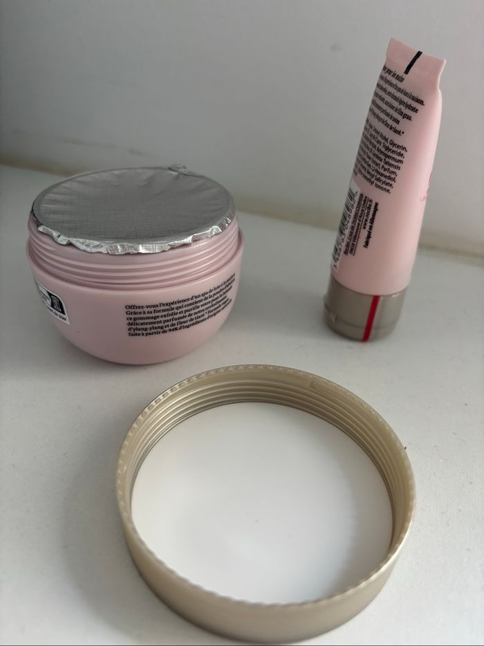 Lot 7 produits beauté visage, corps, maquillage et accessoire - photo numéro 10