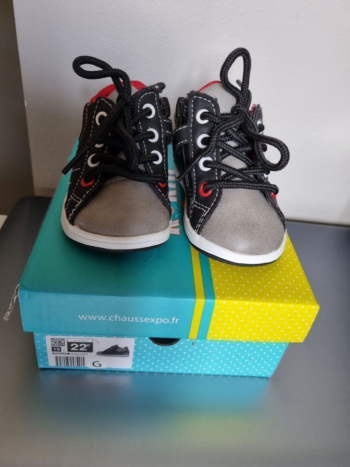 Chaussures pointure 19 Kokin - photo numéro 2
