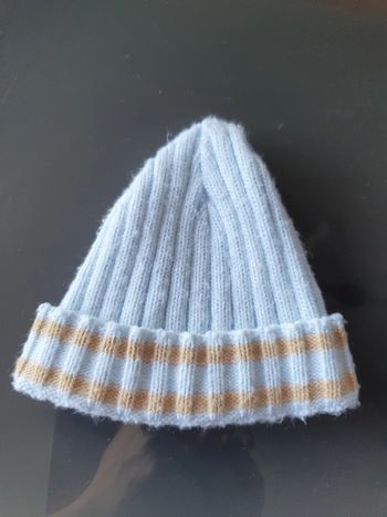 bonnet bleu ciel 3 mois