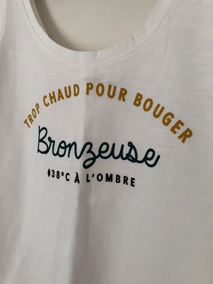 Débardeur blanc Bronzeuse Bizzbee taille S - photo numéro 2