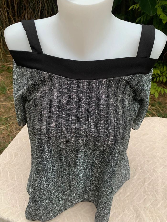Blouse Noa B taille 38 argenté et noir manches courtes