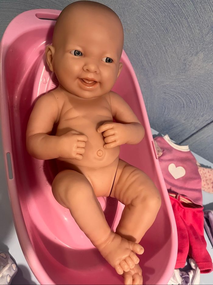 Bébé prend son bain - photo numéro 5