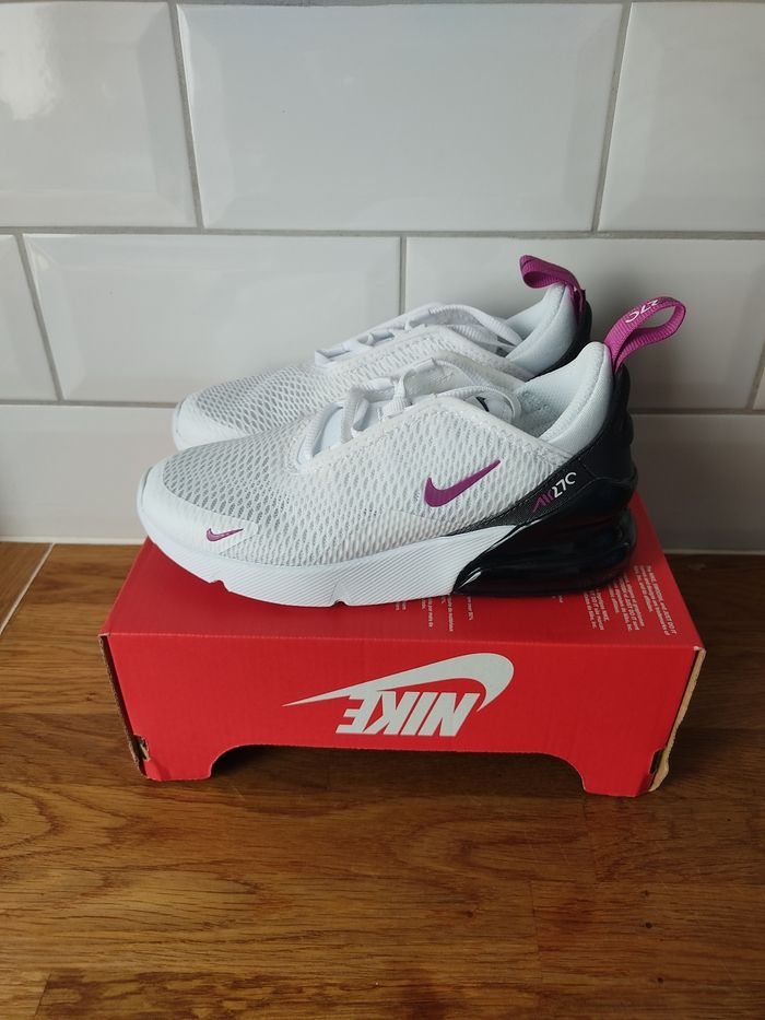 Baskets Nike air max 270 T 32 - photo numéro 2