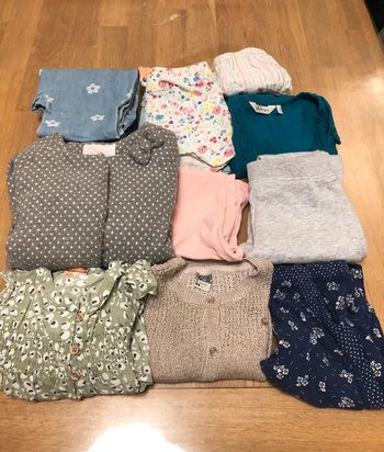 Lot de vêtements fille 2 ans