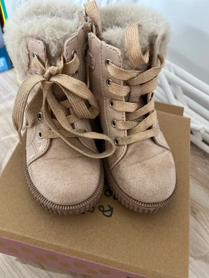 Mi botte fourré pointure 26 - photo numéro 2