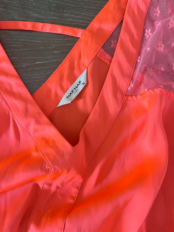 318 - Haut fluo nafnaf - photo numéro 4