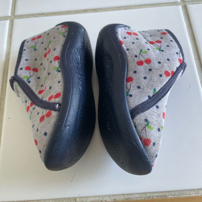 Chaussons motif cerise - photo numéro 2