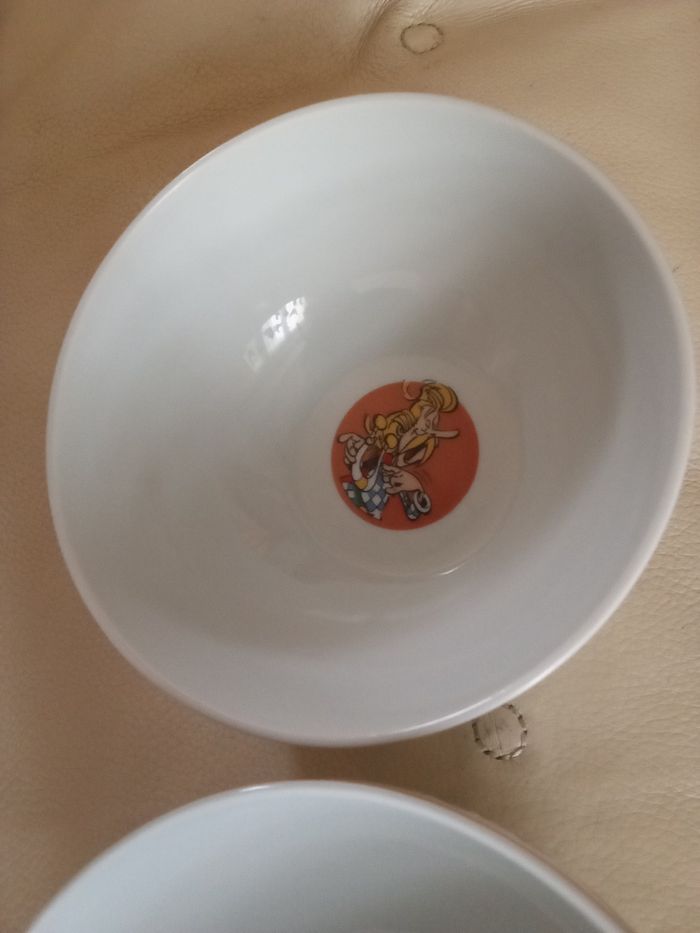 Lot 2 bol s porcelaine série  Astérix - photo numéro 6