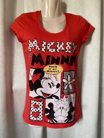 T-shirt rouge Mickey et Minnie 34 Disney store