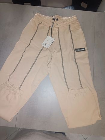 Bas de survêtement ellesse taille 38