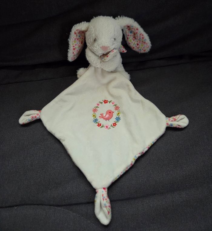 Doudou peluche Lapin blanc avec mouchoir oiseau / Fleurs - Pommette