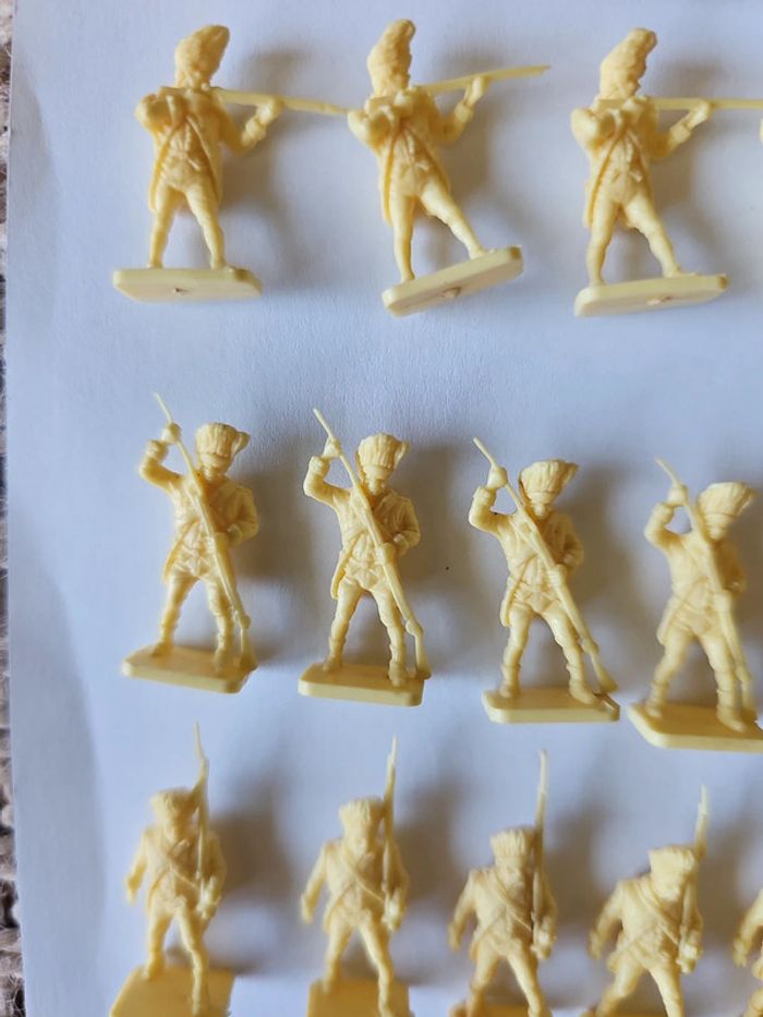 Petits soldats airfix grenadiers anglais guerre d'indépendance d'Amérique - photo numéro 5