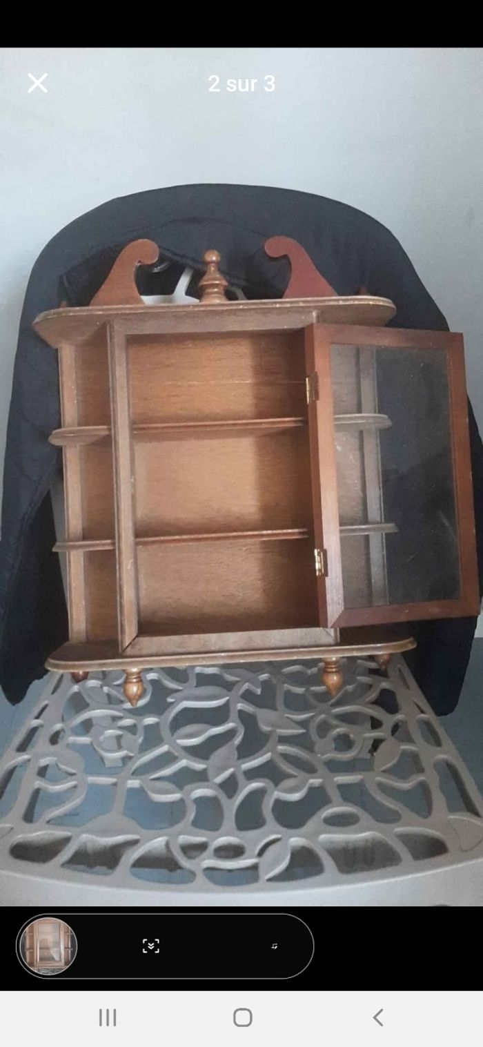 Belle petite vitrine ancienne