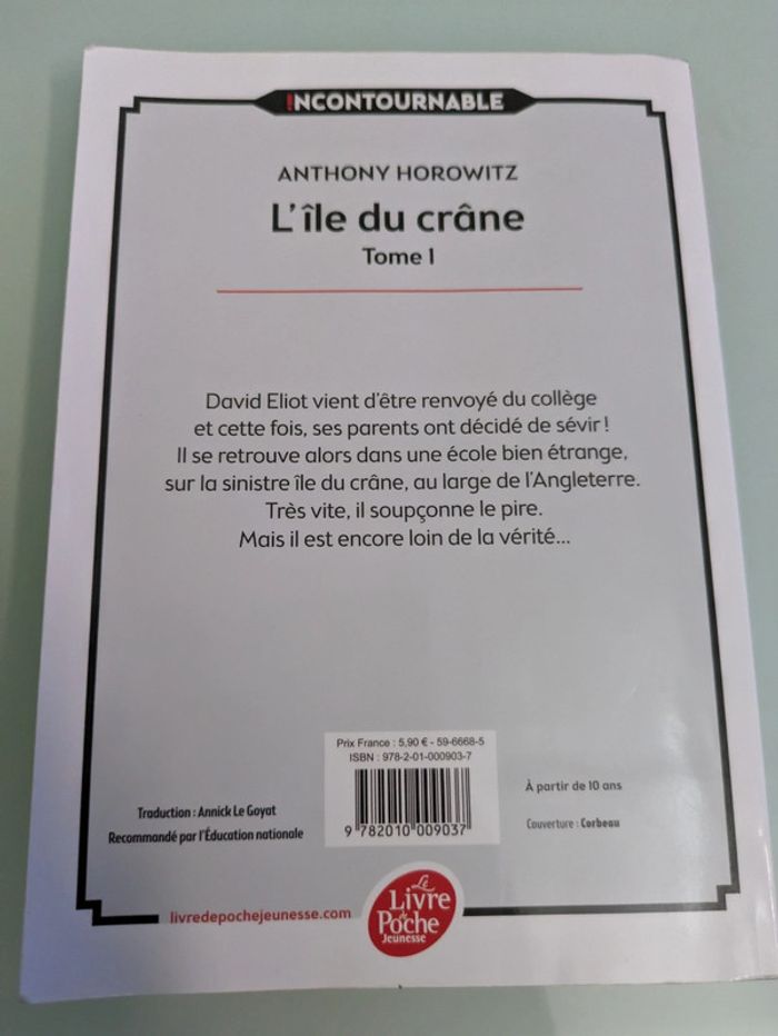 L île du crâne - photo numéro 2