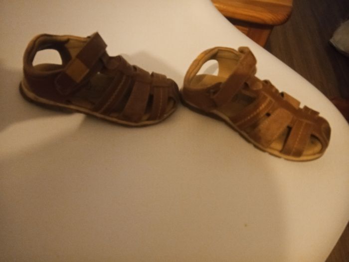 Chaussures taille 27 - photo numéro 2