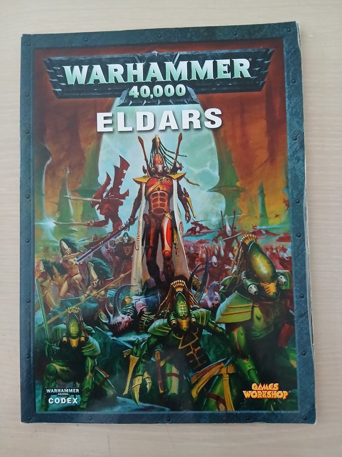 Livre warhammer 40,000 Eldars en francais - photo numéro 3