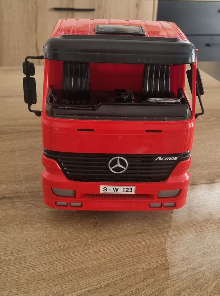 Grand camion benne Bruder - photo numéro 4