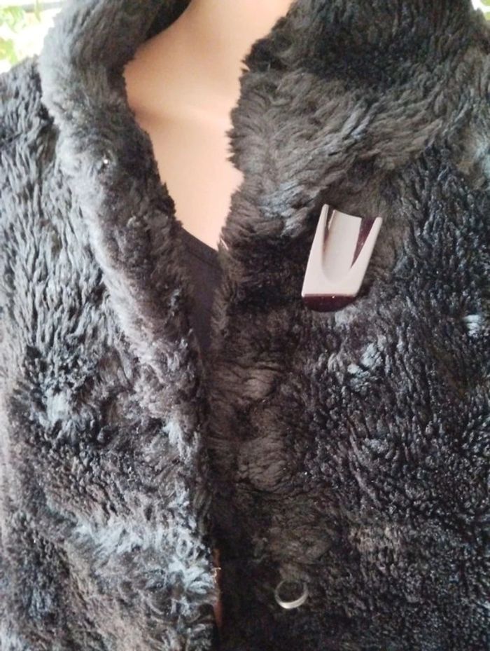 🌸Manteau fourrure noir Burton Taille 38🌸 - photo numéro 5