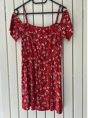 Jolie petite robe Divided H&M taille 36 état neuf