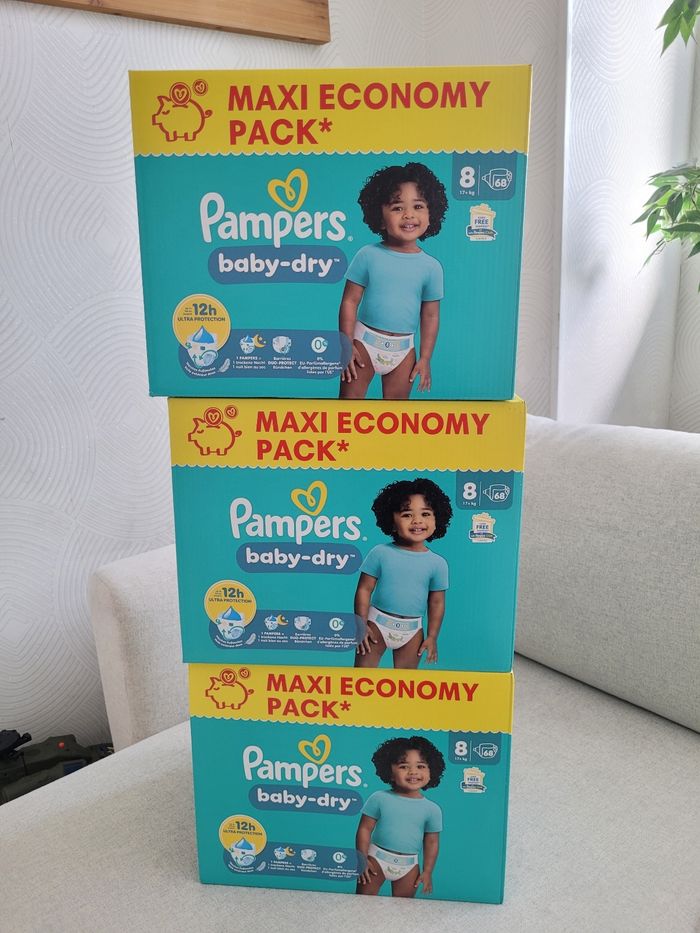 Couche pampers taille 8