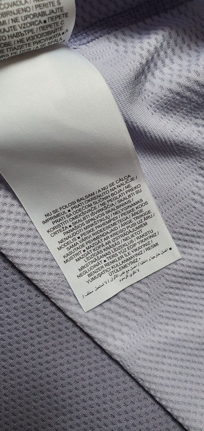 Sweat de sport Nike taille L - photo numéro 8