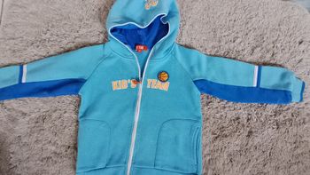 Sweat zippé taille 3 ans